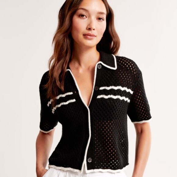 Abercrombie & Fitch Tops - Abercrombie & Fitch Black Button Down Shirt